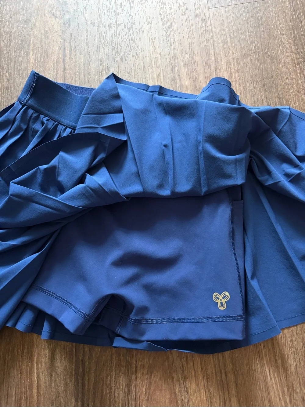 Aritzia size medium